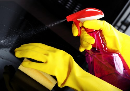 Bathroom move-in cleaning in a modern Canary Wharf flat