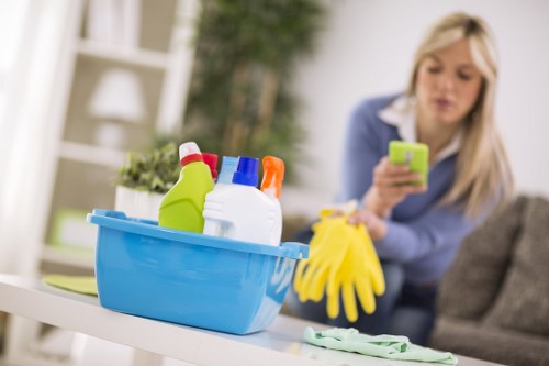 Local façade cleaning service for a mixed-use property in Canary Wharf