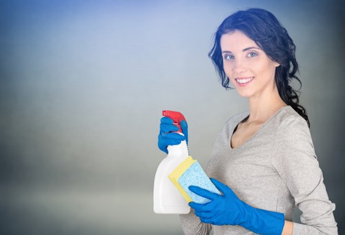 Local short-let cleaning support for Canary Wharf hosts